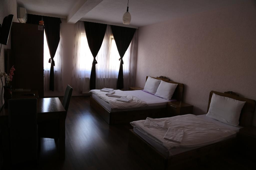 Hotel Antika Prizren Pokoj fotografie